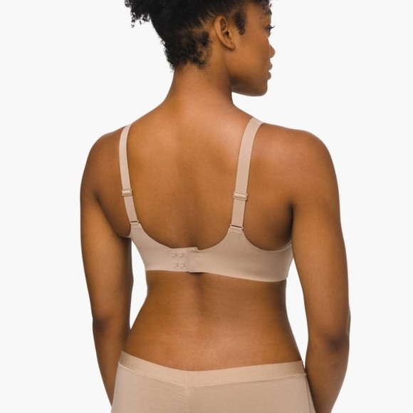 Lululemon Hold True Bra Size 36C - Picture 5 of 8